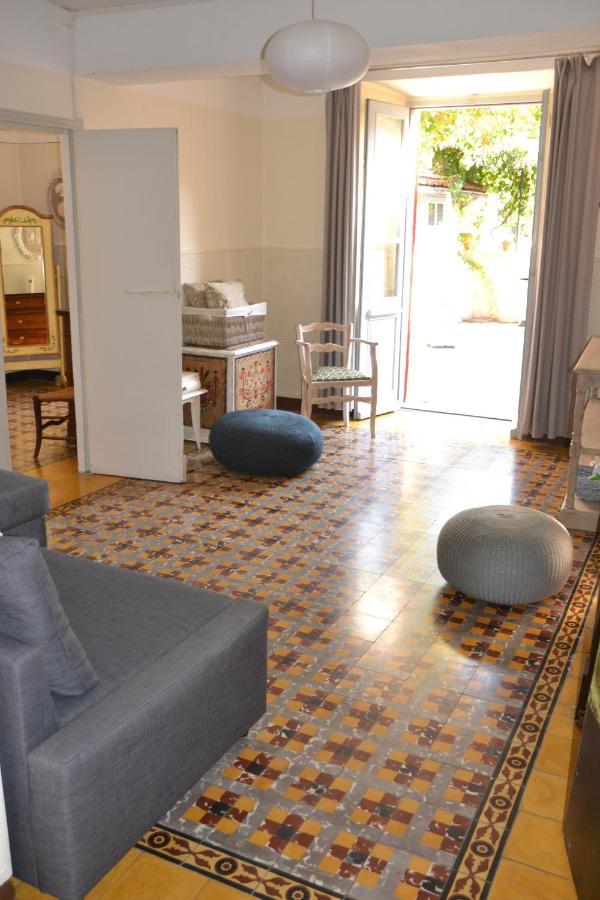 St Jean Du Gard : Spacious Apartment With Use Of Pool Сен-Жан-дю-Гар Екстериор снимка