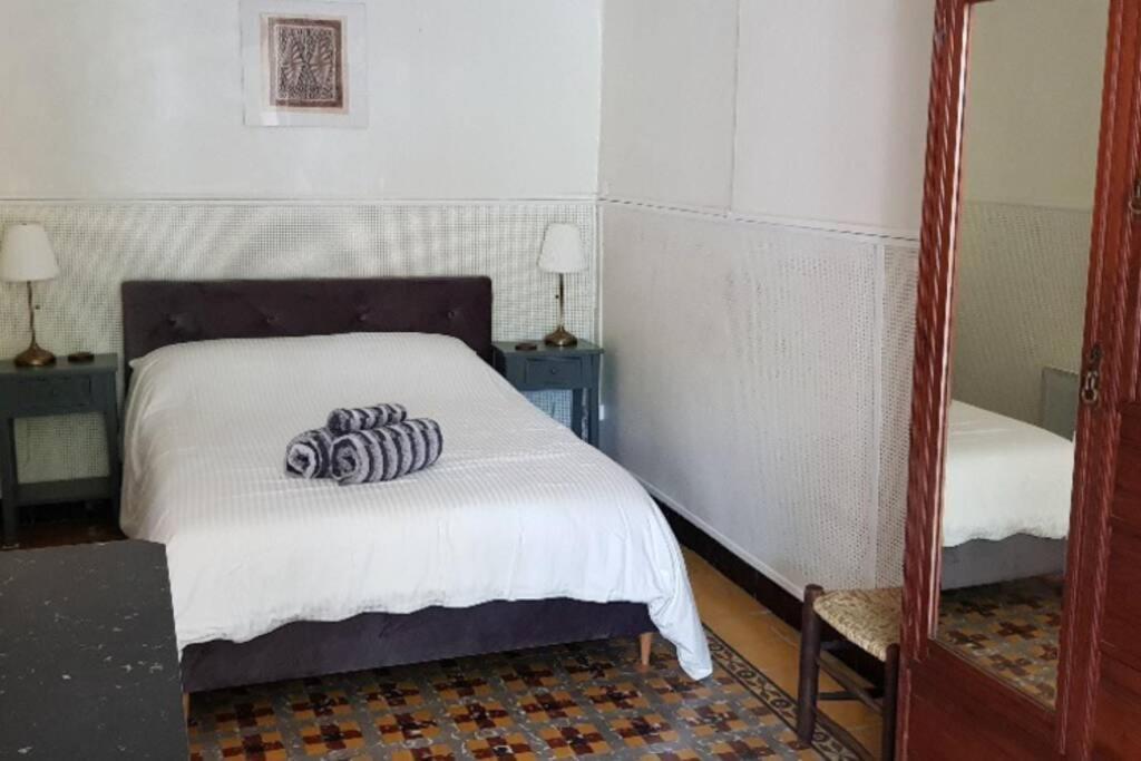 St Jean Du Gard : Spacious Apartment With Use Of Pool Сен-Жан-дю-Гар Екстериор снимка