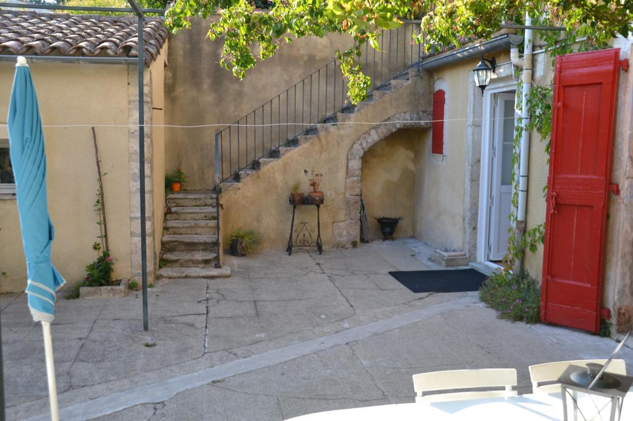 St Jean Du Gard : Spacious Apartment With Use Of Pool Сен-Жан-дю-Гар Екстериор снимка
